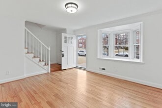 Building Photo - 1667 Hardwick Rd