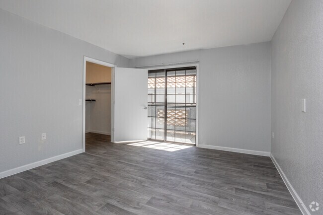 1HAB, 1BA - 647 ft² - Palomar