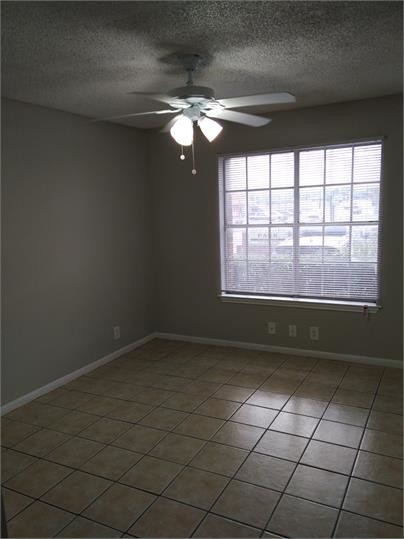 Foto del edificio - 1020 Jackson Keller Rd