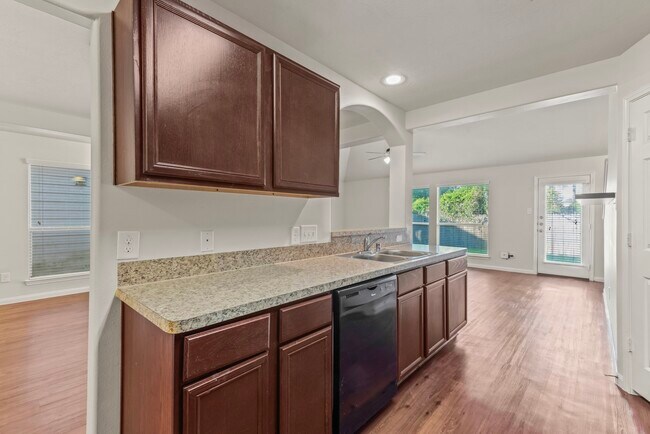 Building Photo - 15434 Bammel Oaks Ct