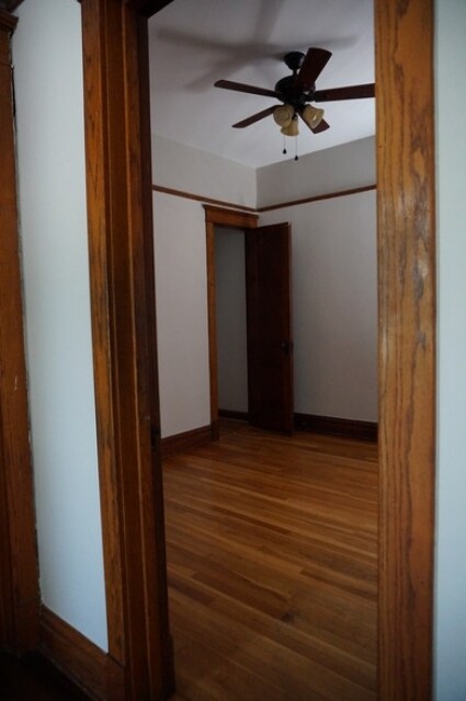 Building Photo - 3431 W Medill Ave