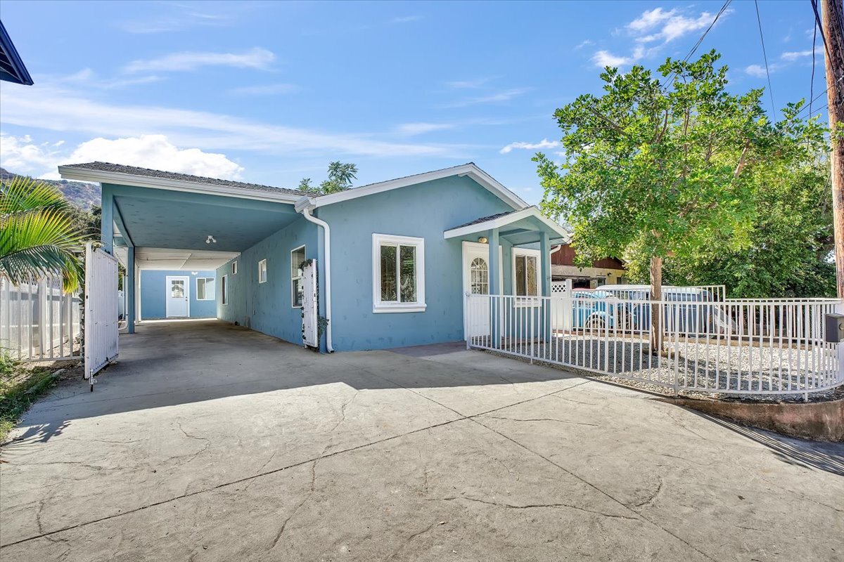 Primary Photo - 7536 Thousand Oaks Dr