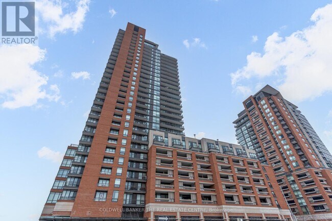 Building Photo - 830 Lawrence Ave W