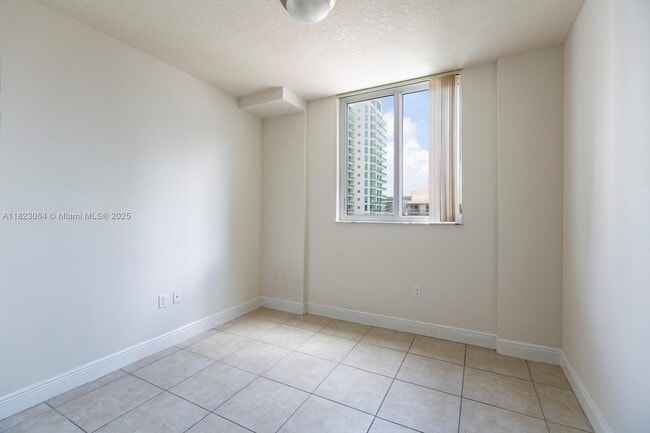 Foto del edificio - 423 NE 23rd St