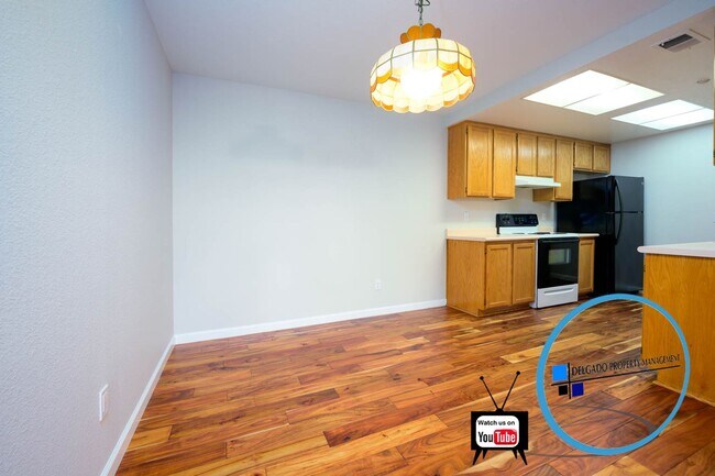 Foto del edificio - Benicia - Large two bedroom home with a be...