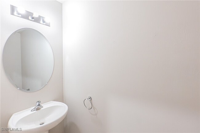 Building Photo - 15091 Wildflower Cir