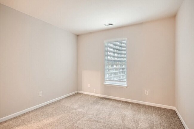 Building Photo - 8330 Wallace Glen Drive, Charlotte, NC, 28212