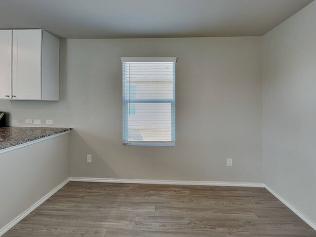 Building Photo - 5730 Verracio Ct