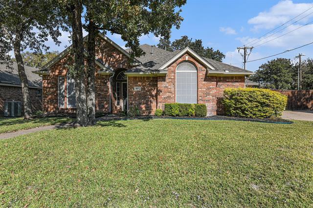 Foto principal - 9005 Trails Edge Dr