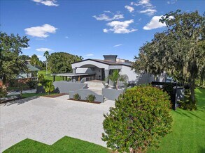 Building Photo - 3824 Gaines Dr