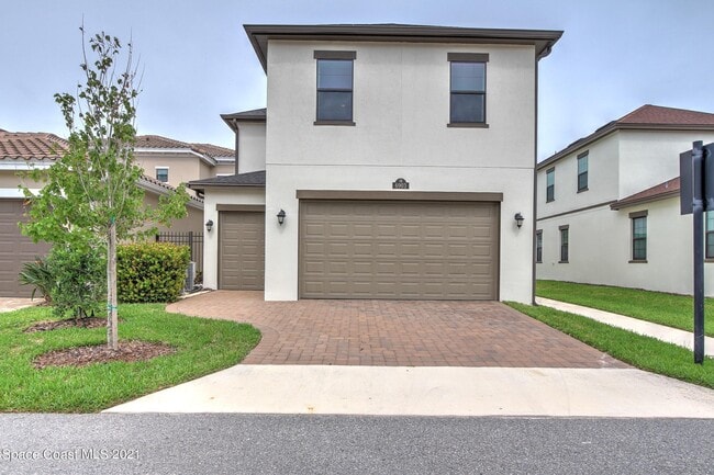 Building Photo - 6903 Vista Hermosa Dr