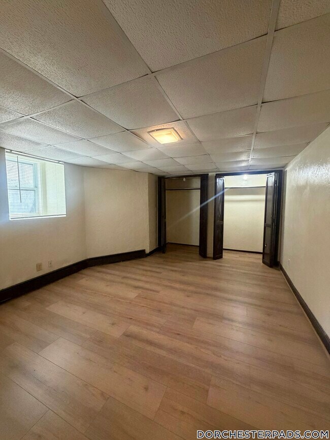 Foto del edificio - 393 Adams St