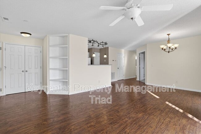 Building Photo - 4280 Cedarcroft Ct