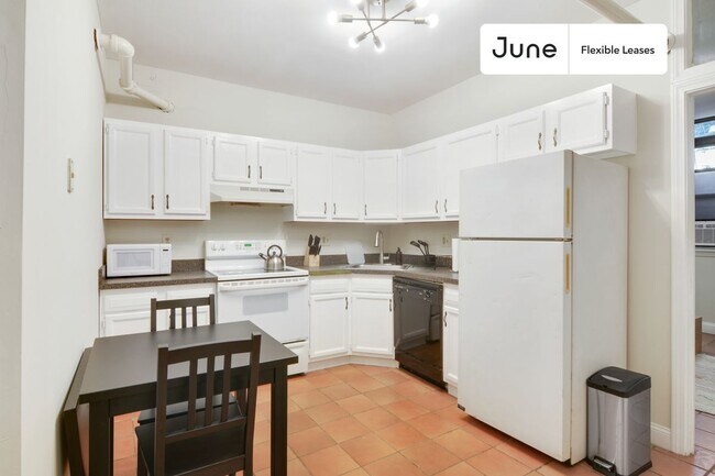 Building Photo - 27 Egremont Rd