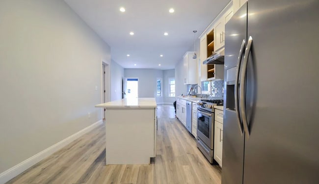 Building Photo - 66 Allston St