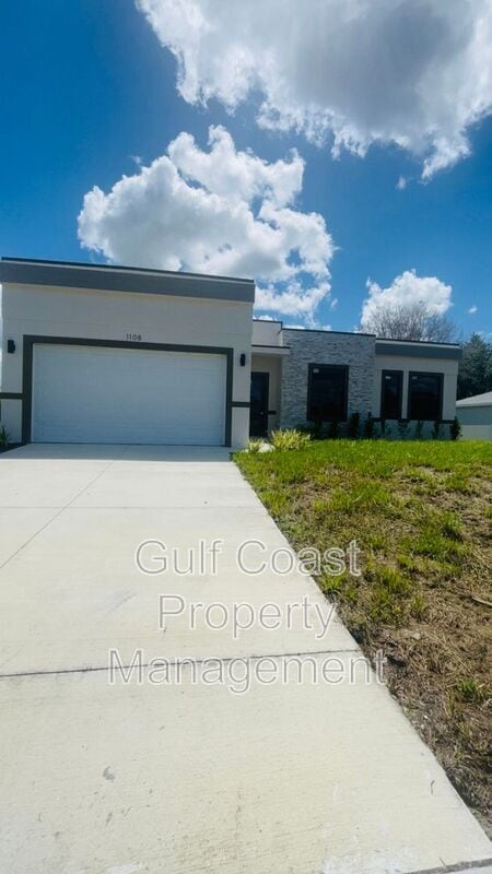 Foto del edificio - 1108 NE 19th St