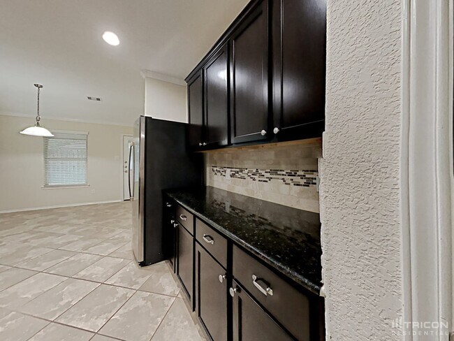 Building Photo - 1607 Hickory Burl Ln