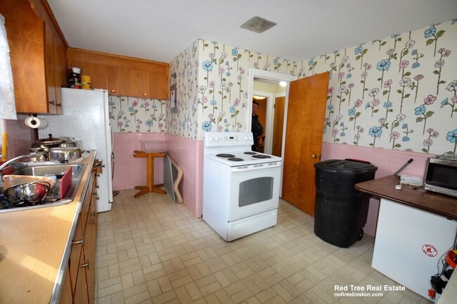 Photo - 16-18-18 Caltha Rd Apartment