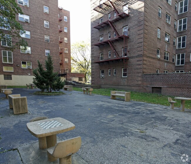 Apartments Jamaica, NY