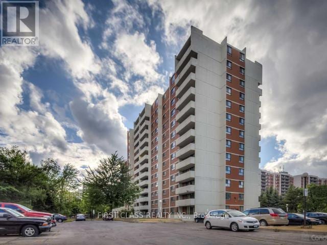 Building Photo - 10-1410 Stonehill Ct
