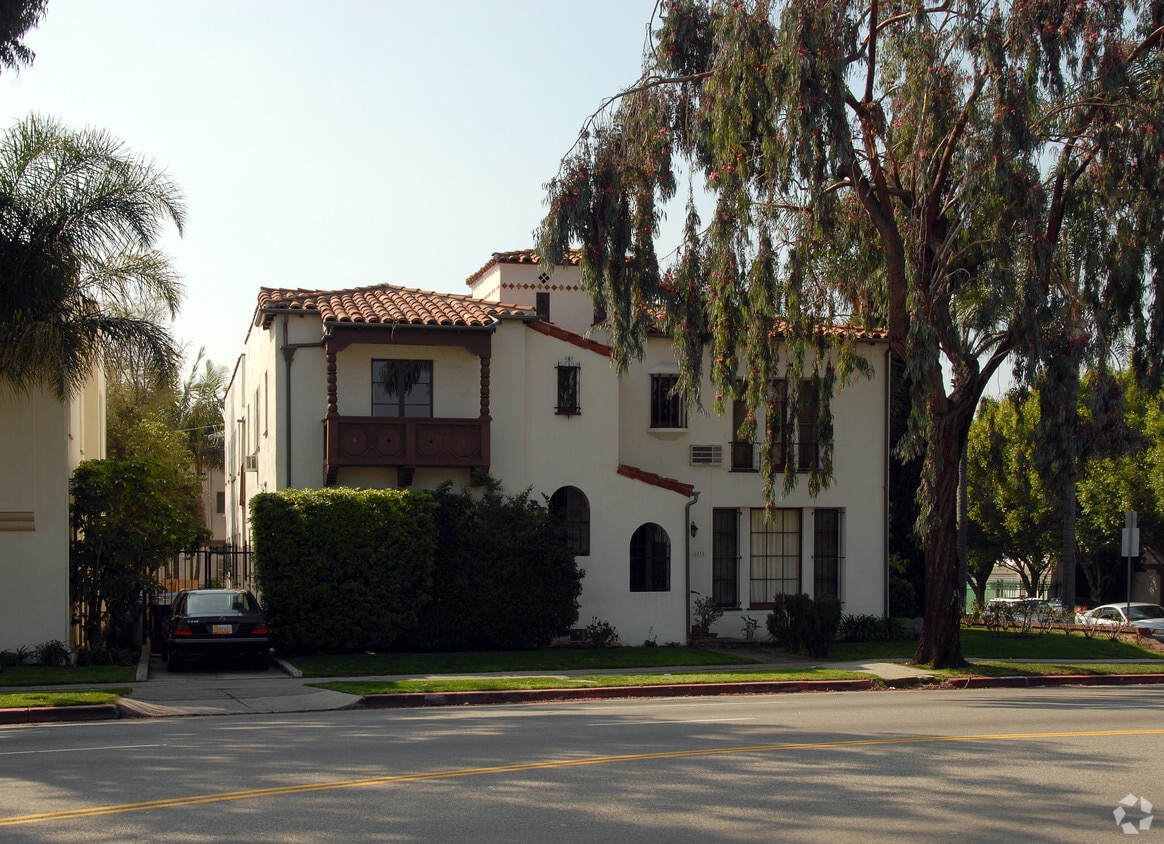 Primary Photo - 6118 W Olympic Blvd
