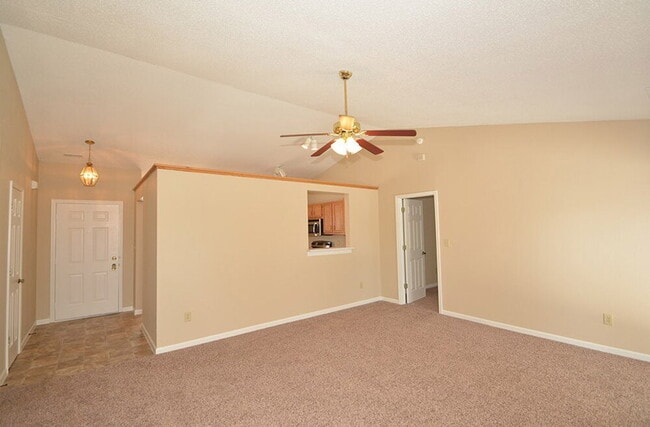 Building Photo - 17373 Austrian Pine Wy