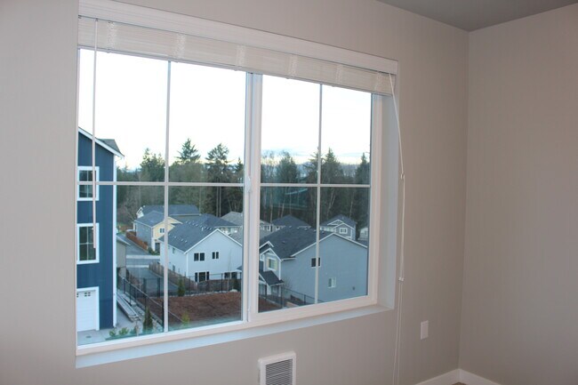 Foto del edificio - 10103 16th Pl SE