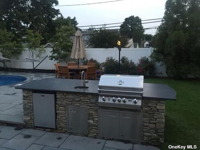 Foto del edificio - 24 Willets Ave