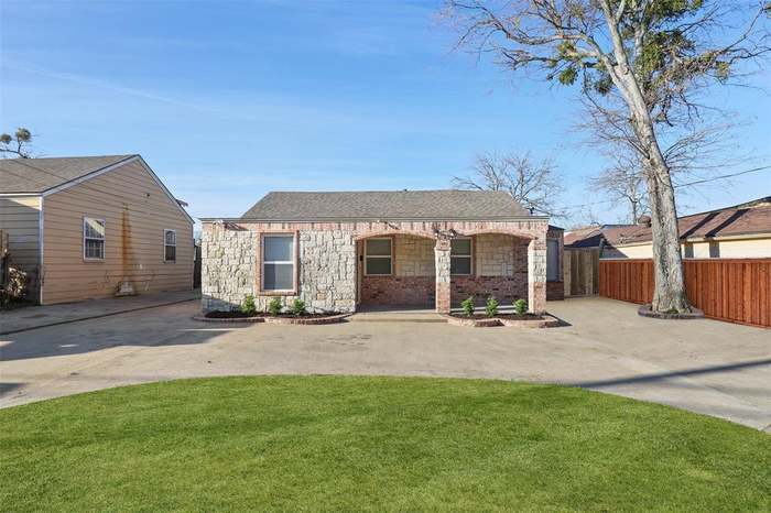 Primary Photo - 7115 Parkdale Dr