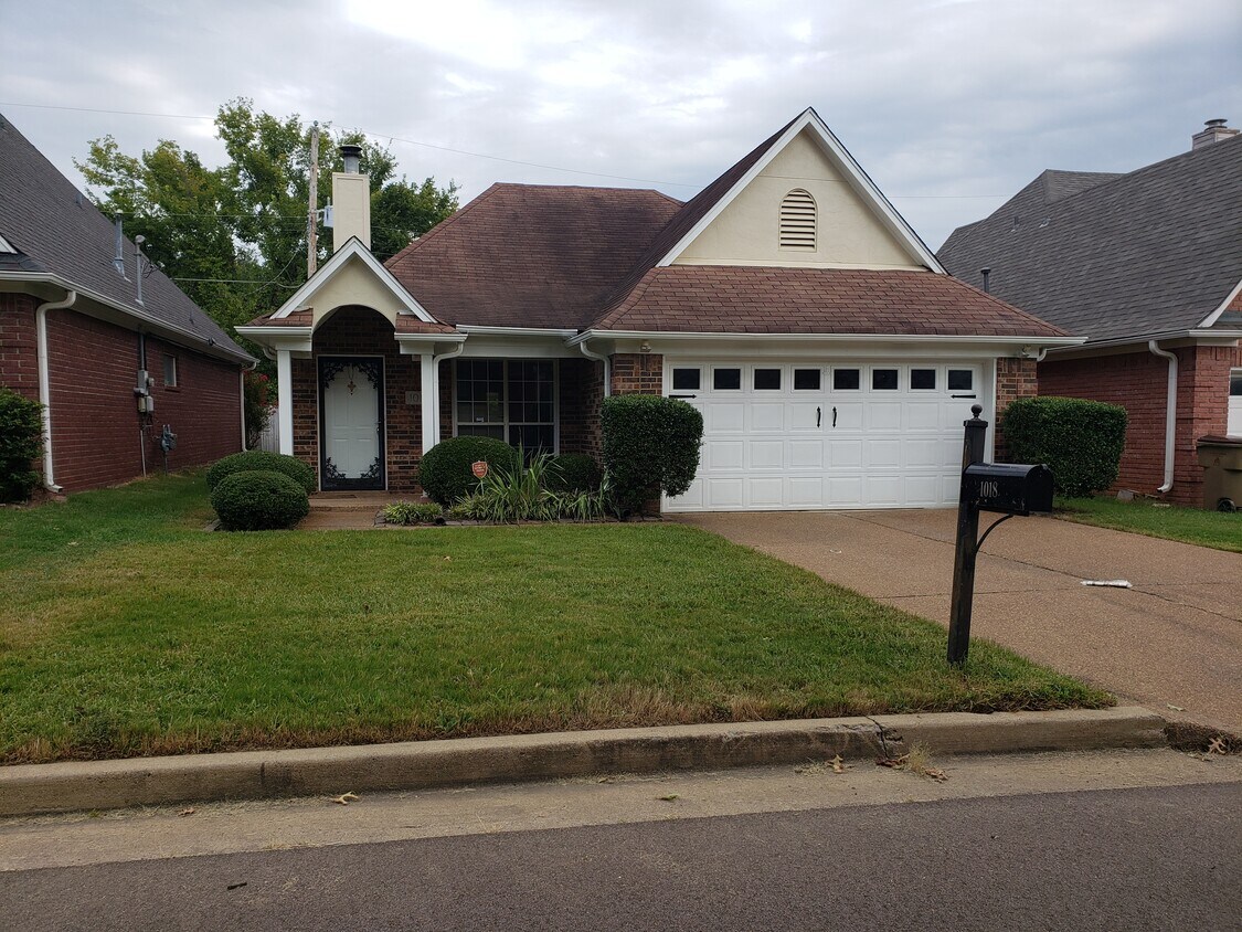 Foto principal - 1018 Appling Meadow Dr