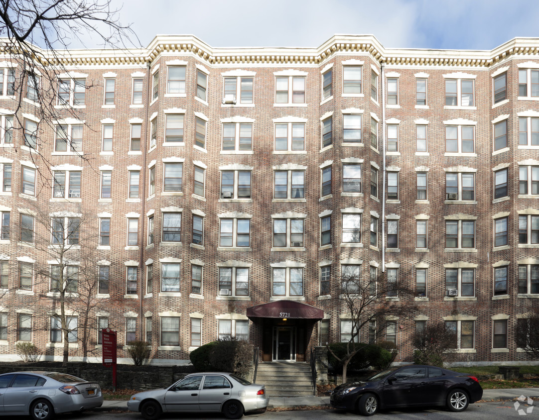 Building Photo - Morris Manor Apartments