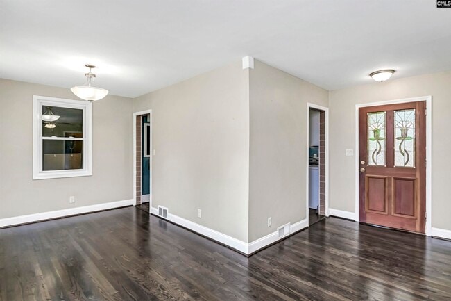 Building Photo - 1108 Rutland Ave