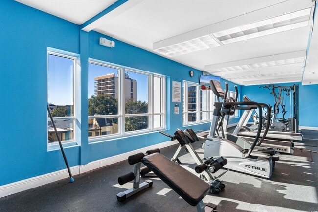 Foto del edificio - 215 77th Ave N