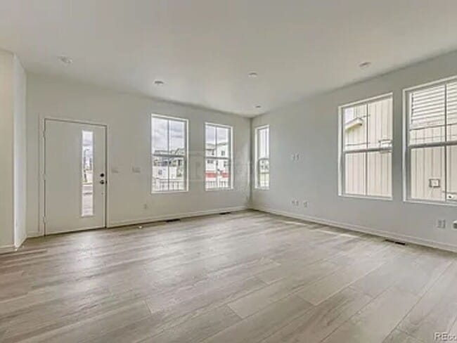 Foto del edificio - 713 N Carrie St