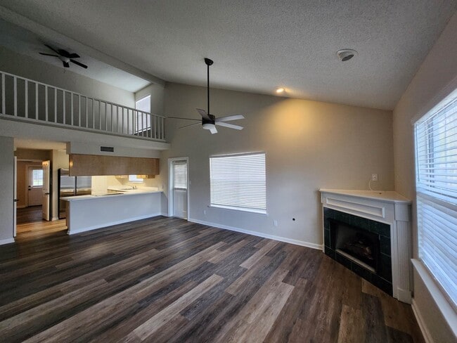 Building Photo - 3067 Royal Palm Way