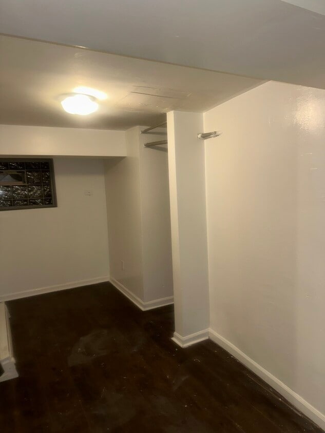 Building Photo - 7839 S Loomis Blvd