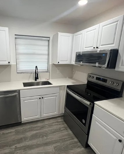 Building Photo - 718 Whippoorwill Ln