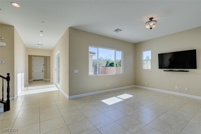 Foto del edificio - 1919 Foro Romano St