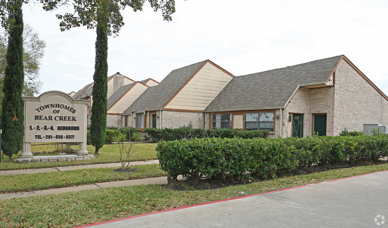 Primary Photo - Townhomes of Bear Creek