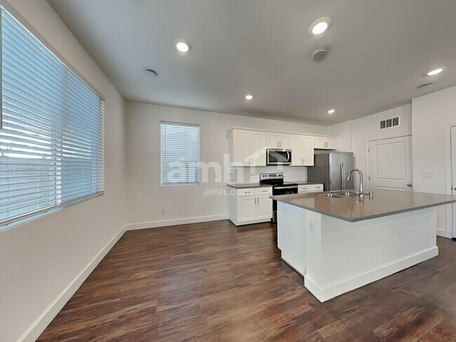 Building Photo - 2742 Hot Cider Ave