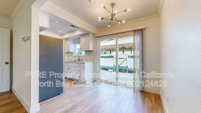 Building Photo - 1620 Herbert St