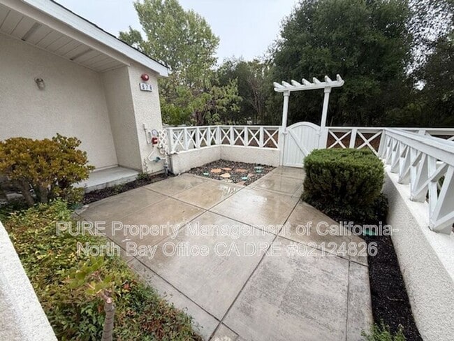 Building Photo - 676 Casella Way
