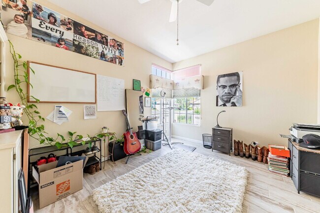 Foto del edificio - The Colony 55+ community. Great 2 bedroom/...