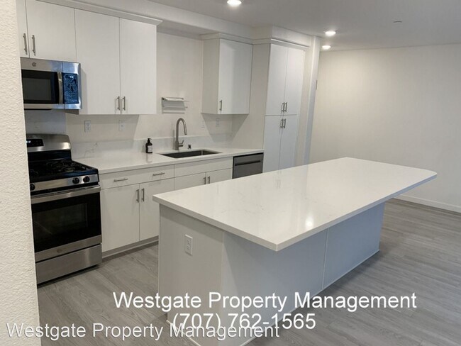 Building Photo - 3 br, 2 bath House - 1412 Mauro Pietro #201
