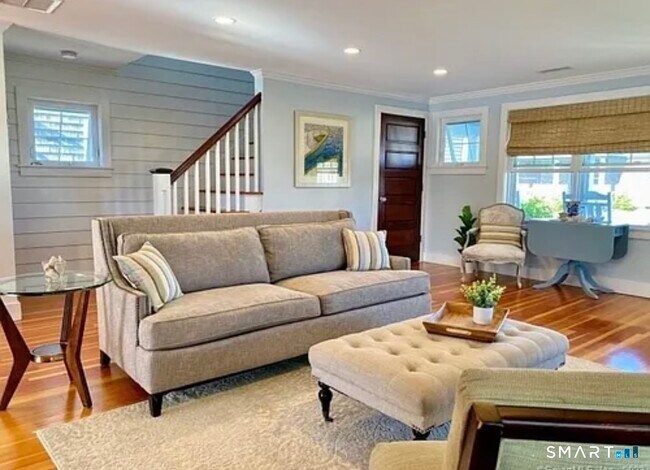 Foto del edificio - 5 Knollwood Dr
