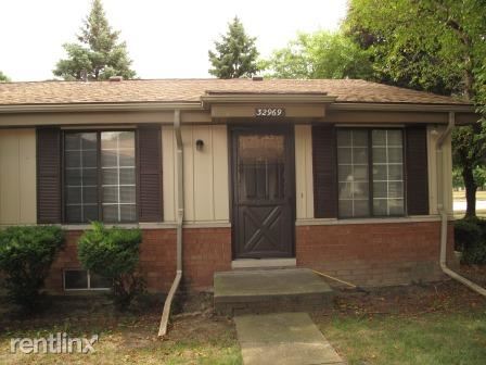 Building Photo - 32969 Cedar Ridge Ct