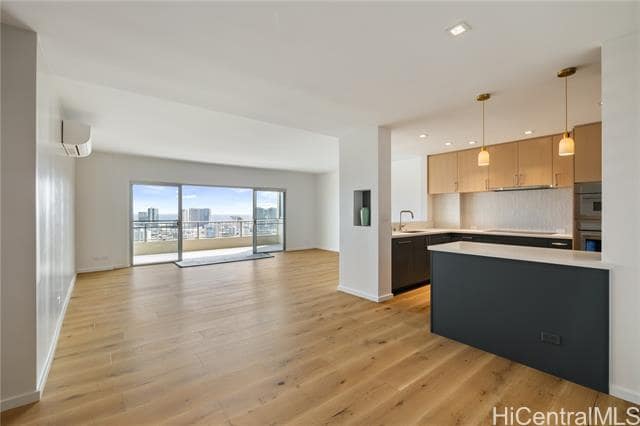 Foto del edificio - 999 Wilder Ave