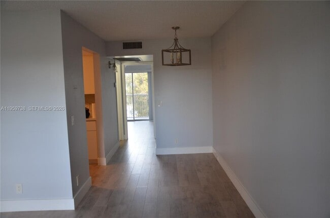 Foto del edificio - 13475 SW 9th St