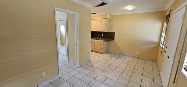 Foto del edificio - 2211 Lincoln St