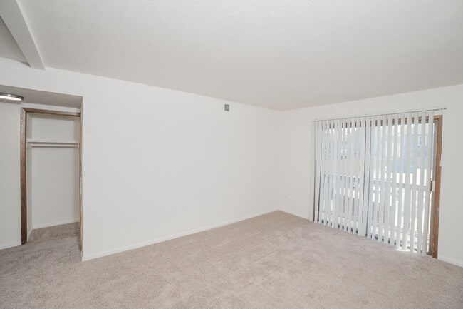 Living Area and Hallway - El Chaparral Apartments